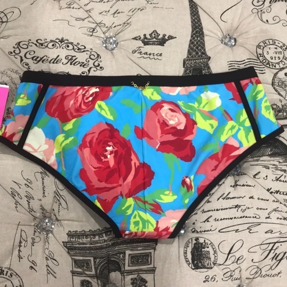 Betsey Johnson FRAMED FLOWERS HIPSTER BOTTOM - Picture 6 of 9